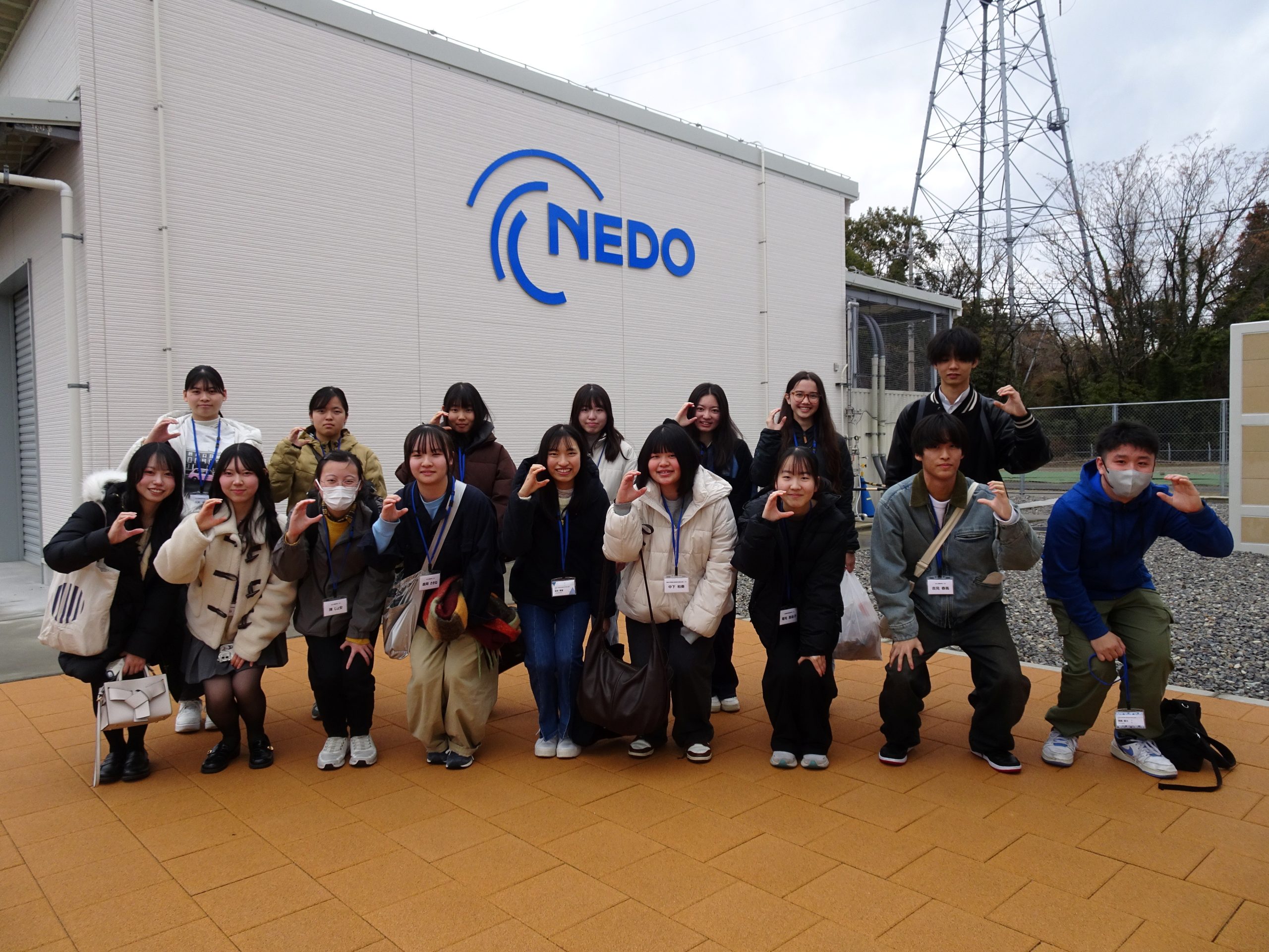 カーボンリサイクル実証研究拠点特別見学会(次世代教育イベント)を開催しました。